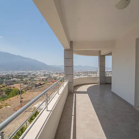 Charming With Fascinating View In Apartment *