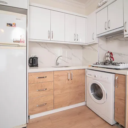 Charming With Fascinating View In Apartment *