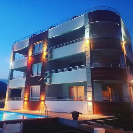 Charming With Fascinating View In Apartment *