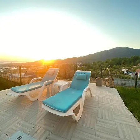 Appartamento Charming With Fascinating View In Fethiye